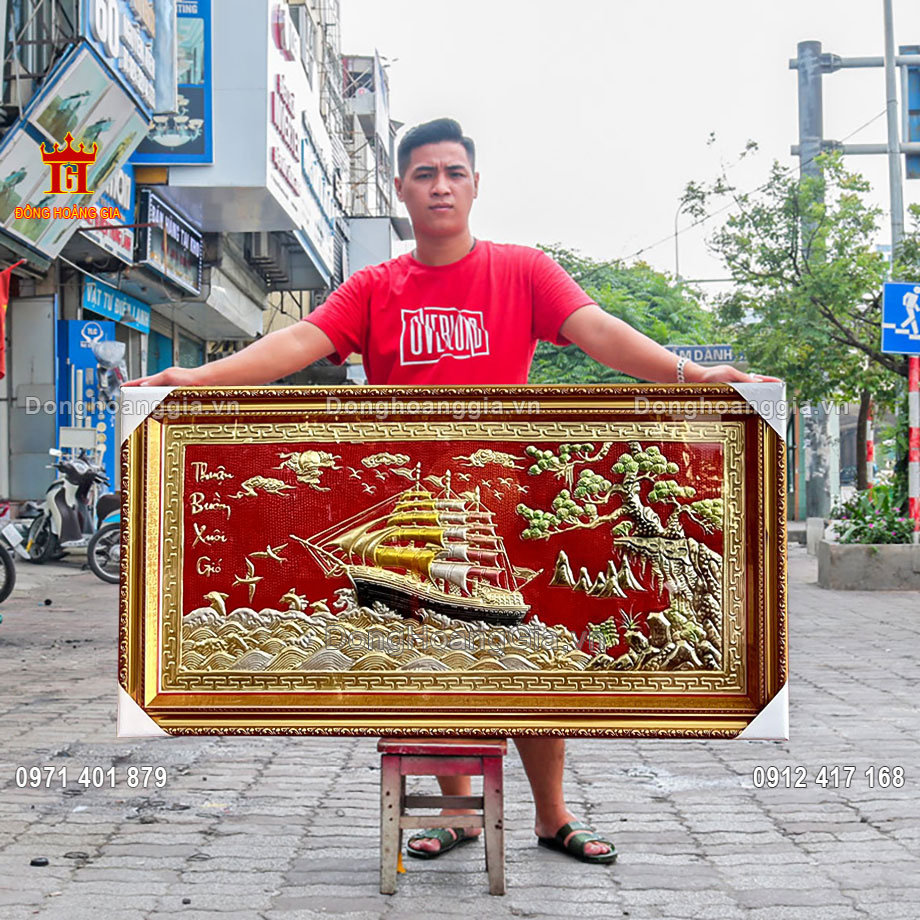 Treo tranh thuận buồm xuôi gió mang ý nghĩa may mắn tài lộc
